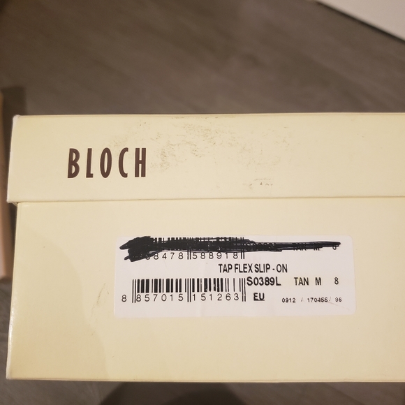 Bloch Tap Shoes - Picture 3 of 3